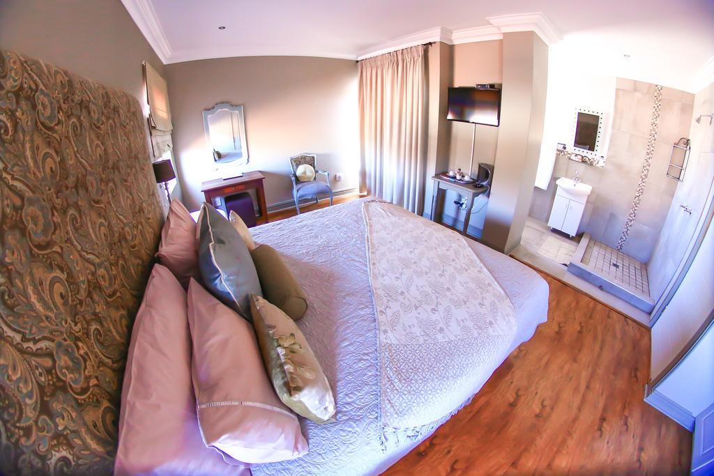 Alabaster Box Guest house 4*